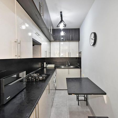 Luxury Spacious Apartment On Saryan Street.Centre Erivan Exterior foto